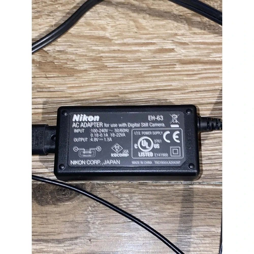 NIKON AC ADAPTER EH-63 for COOLPIX S1,S2,S3,S52 Charger